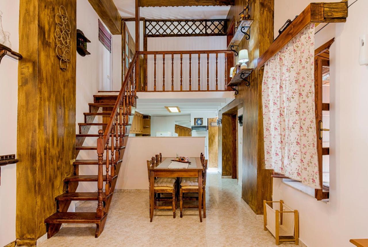 Hara'S Traditional Detached House In Malona Malona Village Экстерьер фото